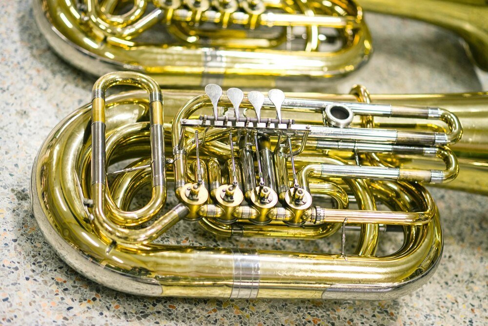 Stroiki do instrumentów dętych: jak wybrać najlepszy stroik do saksofonu altowego